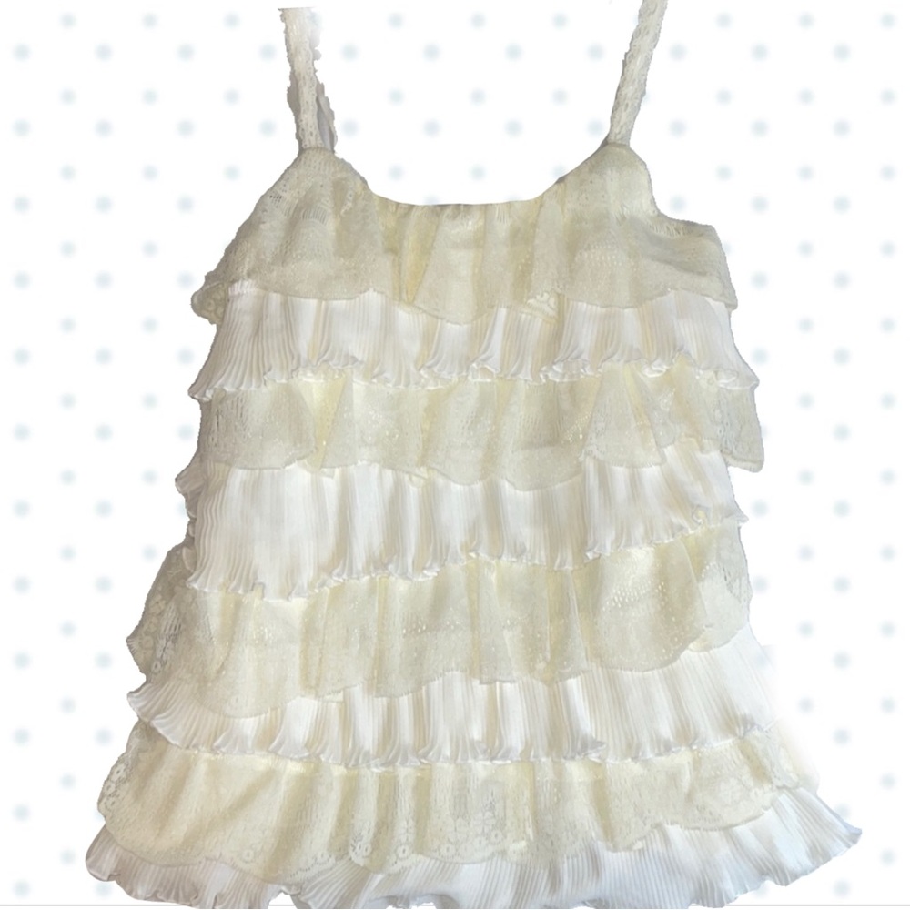 🪽Lace Ruffled Cream and White Tank Top